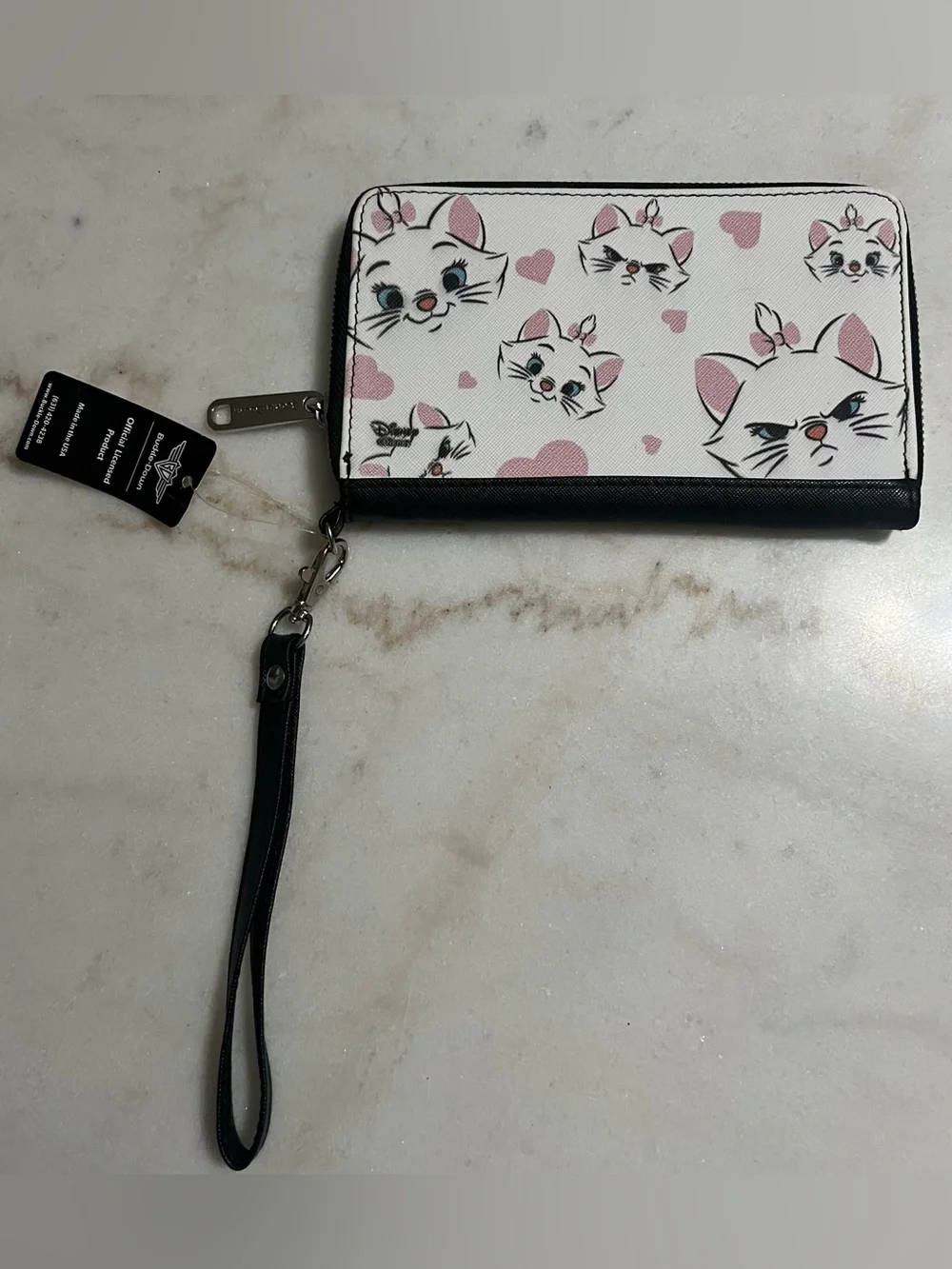 Buckle Down Faces Of Marie Snap Zip Around  Wallet Vegan Leather Pink White NWT